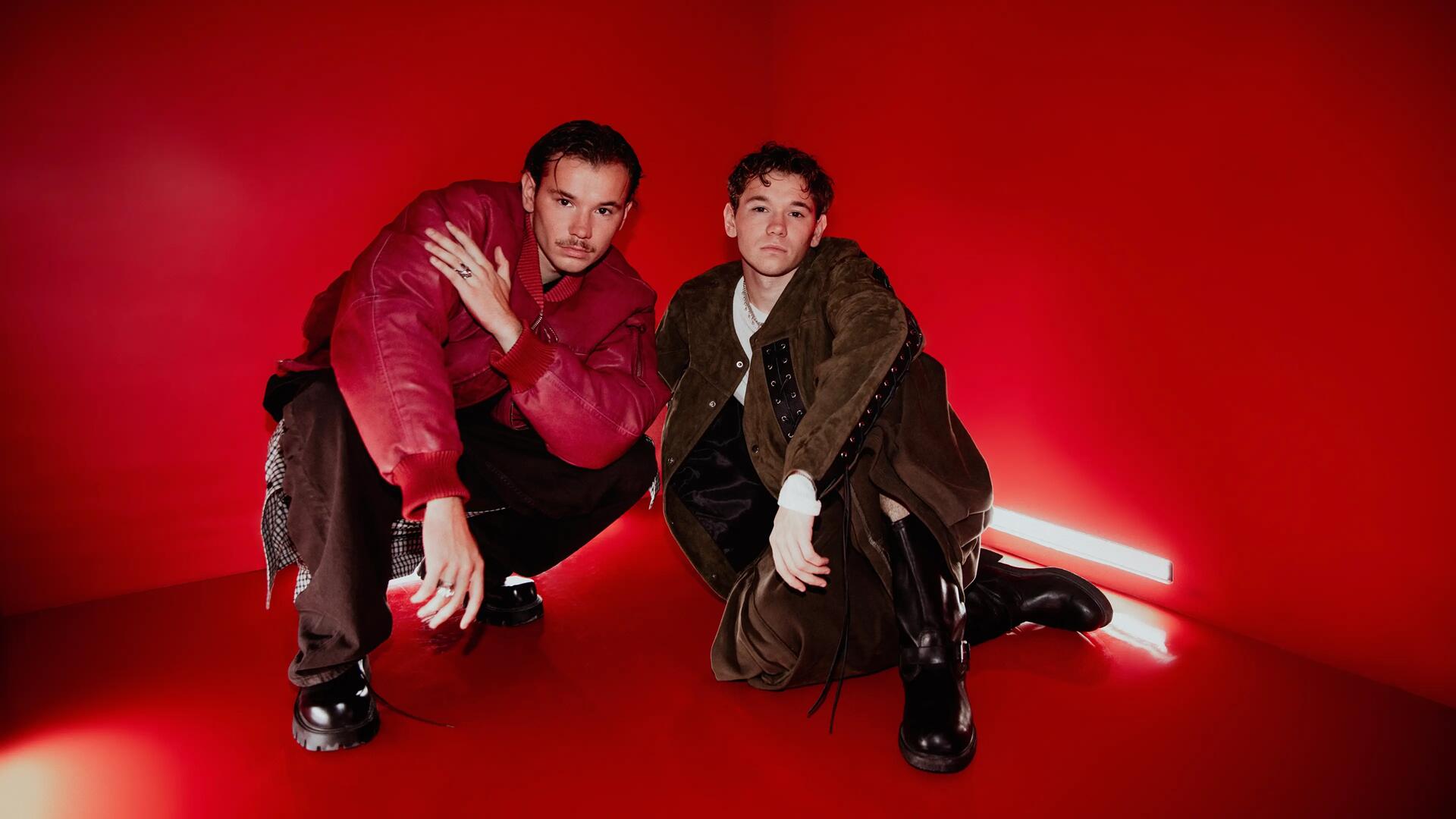 Discovery splash banner for Marcus & Martinus Discord server
